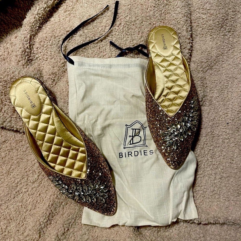 Birdies The Swan Jeweled Gold Sparkle Flats Size 9 NEVER WORN!